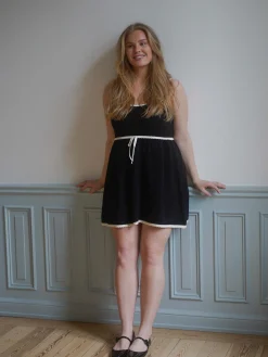 Best Djerf Avenue Amorini Dress Black