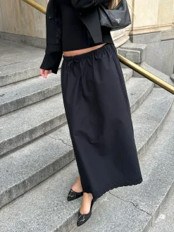 Outlet Djerf Avenue Breezy Midi Skirt Black