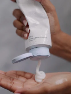 Hot Djerf Avenue Breezy Weightless Shampoo