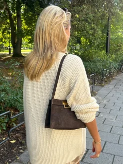 Best Djerf Avenue Chunky Raglan Roundneck Off White