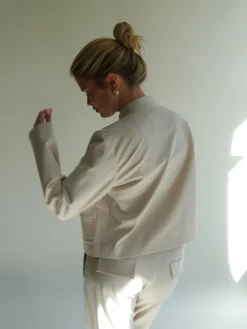 Flash Sale Djerf Avenue Day-to-day Jacket Cream