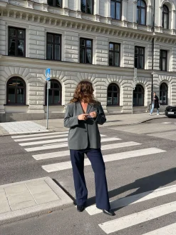 Sale Djerf Avenue Day-to-day Pants Deep Blue