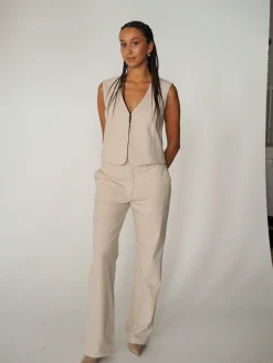 Flash Sale Djerf Avenue Day-to-day Vest Cream