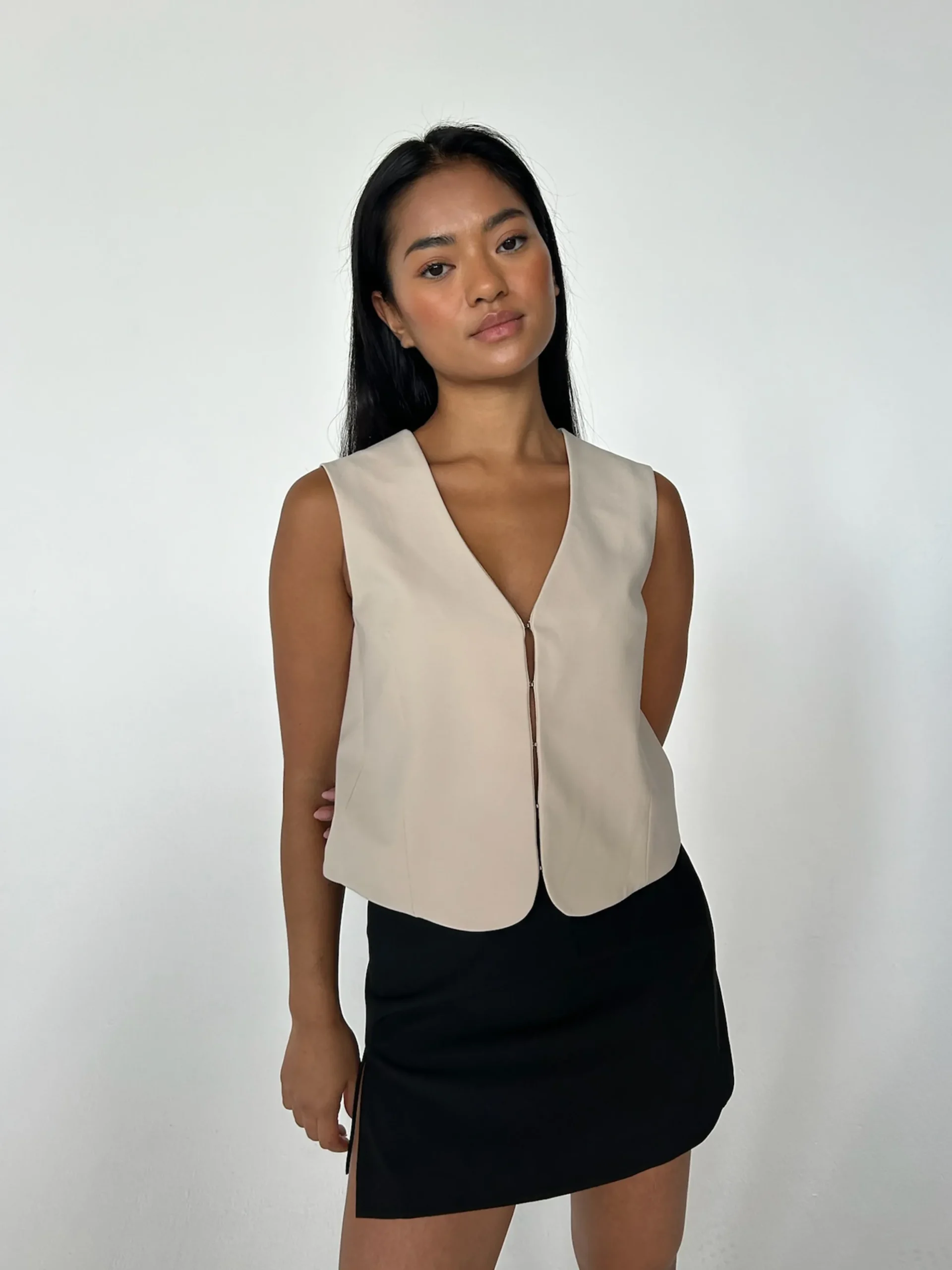 Flash Sale Djerf Avenue Day-to-day Vest Cream