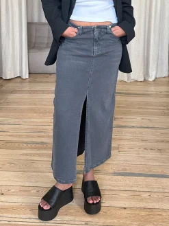 Online Djerf Avenue Denim Skirt Midi Washed grey