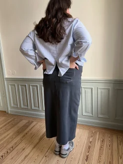 Online Djerf Avenue Denim Skirt Midi Washed grey