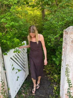 Clearance Djerf Avenue Dream Dress Midi Dark mocha