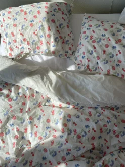 Shop Djerf Avenue Duvet Cover Summer Berries - Single