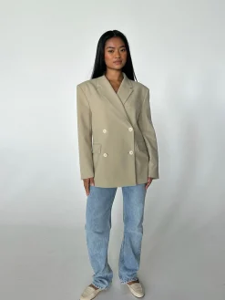 Hot Djerf Avenue Essential Blazer Greige