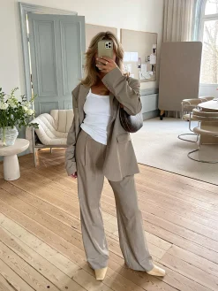 Clearance Djerf Avenue Favorite Pants Oat