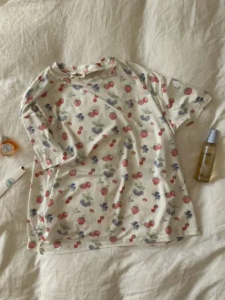 Hot Djerf Avenue Go Slow Tee Summer Berries