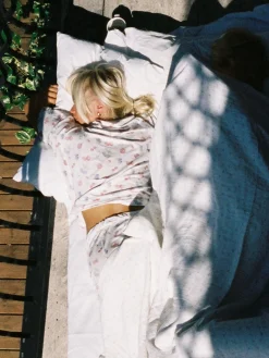 Hot Djerf Avenue Go Slow Tee Summer Berries