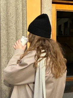 Flash Sale Djerf Avenue Knitted Beanie Black