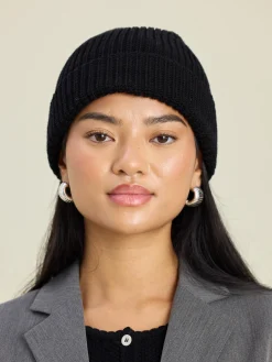 Flash Sale Djerf Avenue Knitted Beanie Black