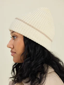 Clearance Djerf Avenue Knitted Beanie Creamy Oat
