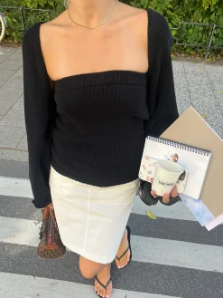 New Djerf Avenue Knitted Shrug Black