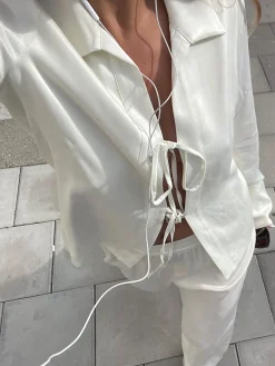 Shop Djerf Avenue Occasion Top Cloud