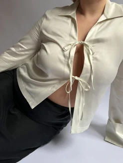 Shop Djerf Avenue Occasion Top Cloud