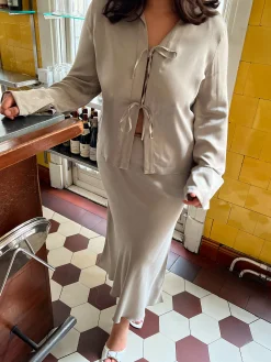 Best Sale Djerf Avenue Occasion Top Rain