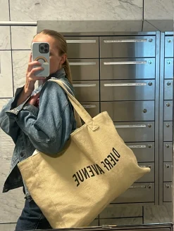 Fashion Djerf Avenue On The Go Bag Sand