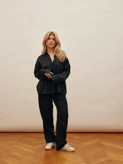 Online Djerf Avenue On The Go Shirt Ash