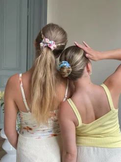 Best Sale Djerf Avenue Rainbow Scrunchie Sky