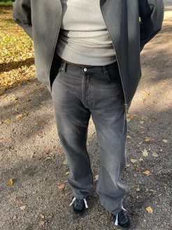 Cheap Djerf Avenue Relaxed Jeans Grey