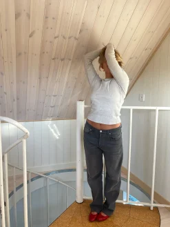 Cheap Djerf Avenue Relaxed Jeans Grey