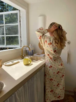 New Djerf Avenue Robe Fruit