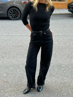 Fashion Djerf Avenue Straight Jeans Midnight Black