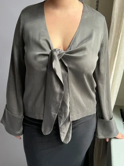 Fashion Djerf Avenue Tie Top Long Sleeve Storm