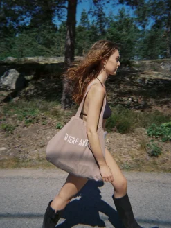 Fashion Djerf Avenue Tote Bag Oat