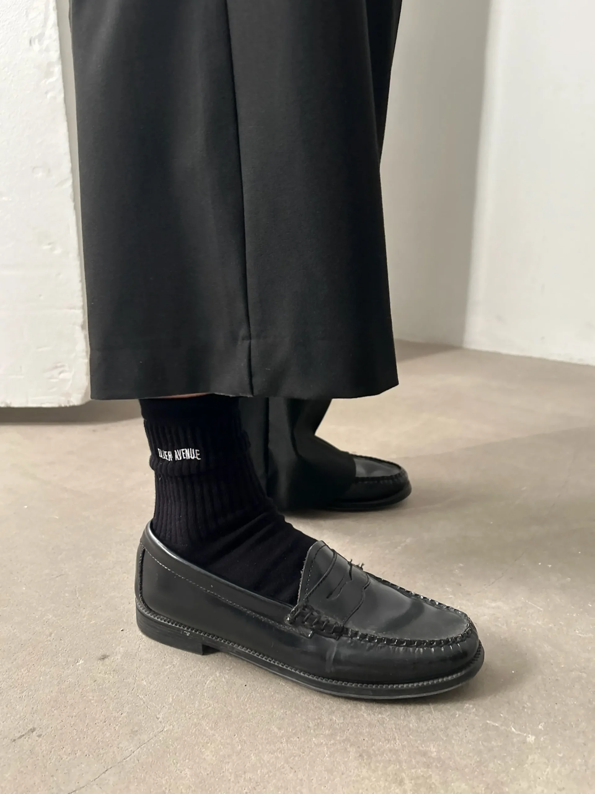 Outlet Djerf Avenue Tube Socks Black/White