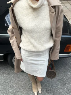 Fashion Djerf Avenue Turtleneck Top Cream
