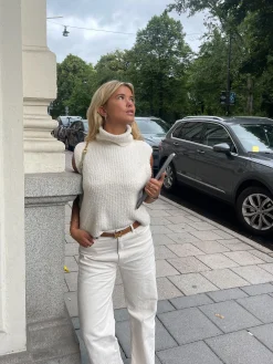 Fashion Djerf Avenue Turtleneck Top Cream