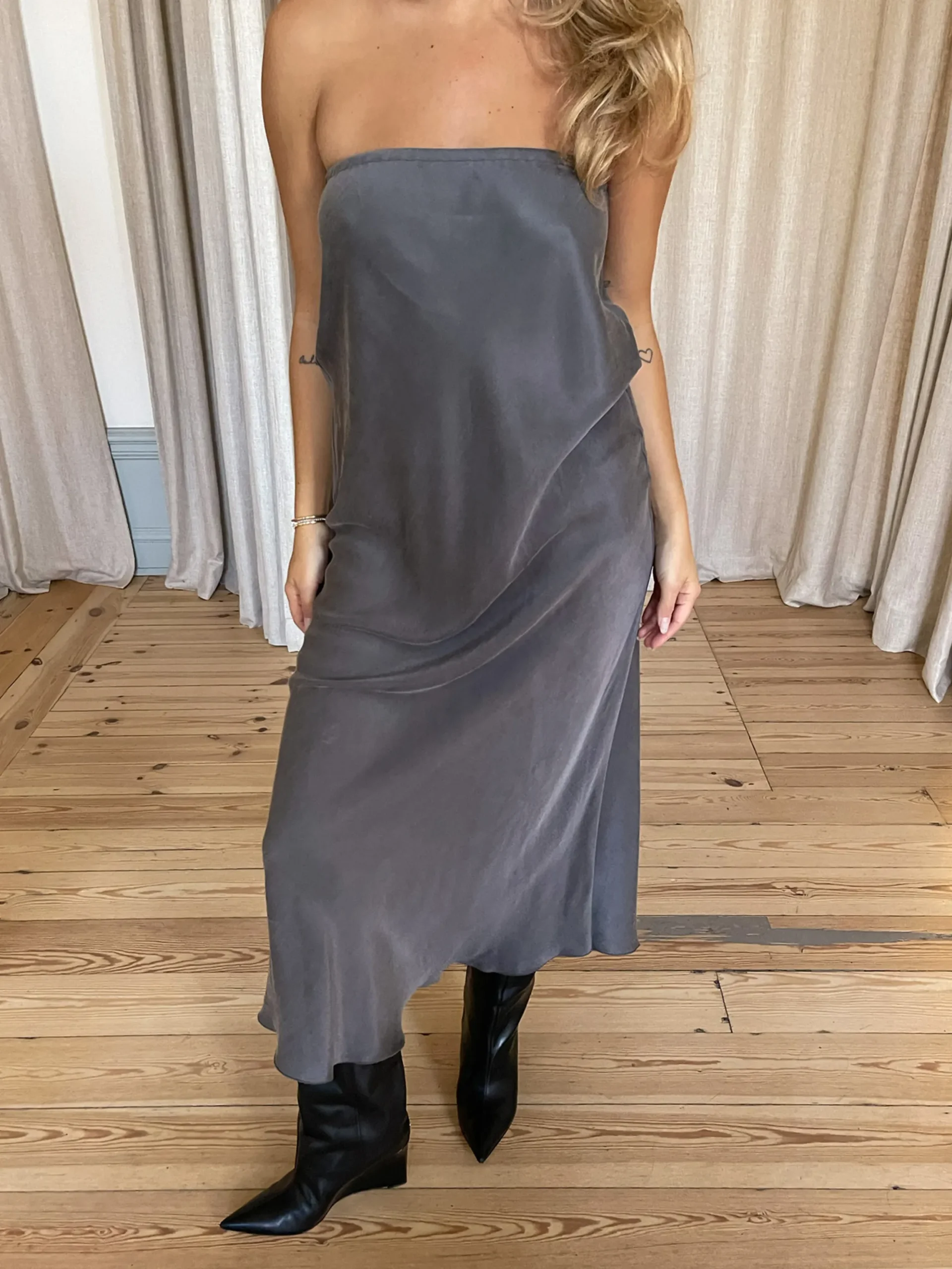 Cheap Djerf Avenue Vision Skirt Storm