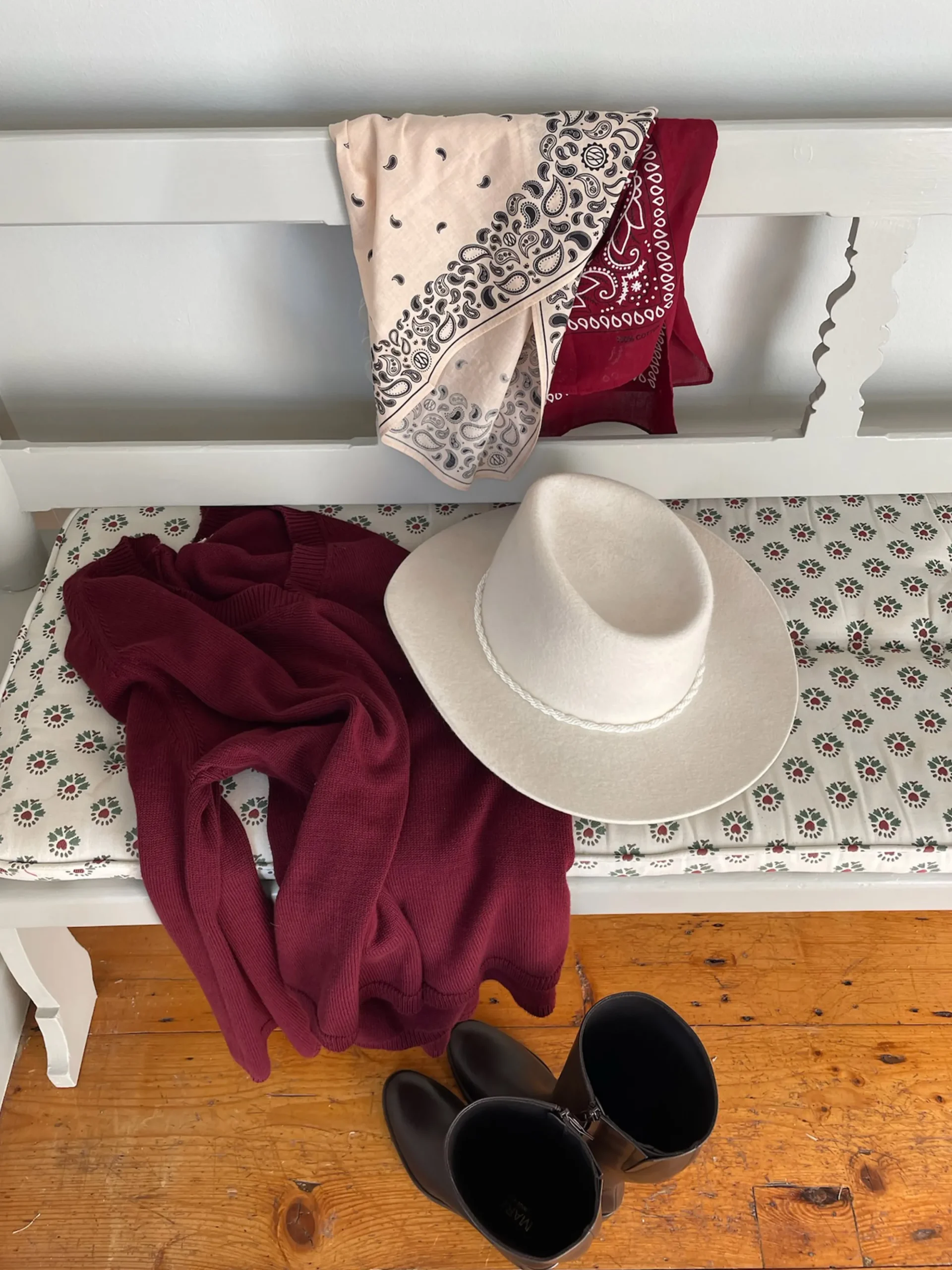 Cheap Djerf Avenue V-neck Sweater Burgundy