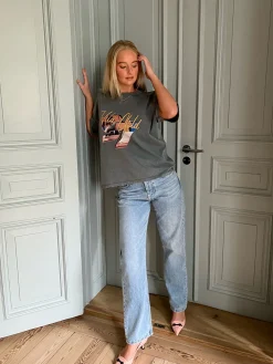 Best Djerf Avenue Wild Child T-shirt